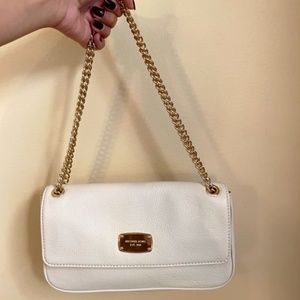 Brand New Michael Kors Off White Shoulder Bag with Gold Detailing